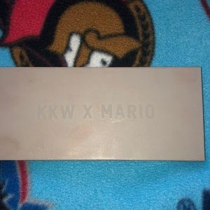 Kkw x Mario eyeshadow palette
